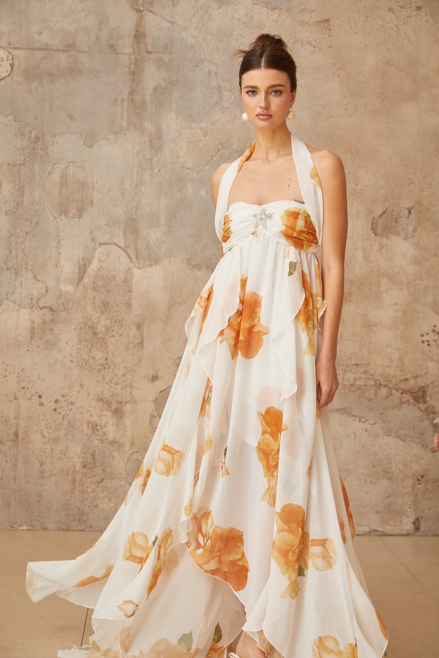 Mariah Beyaz Çiçek Desenli Fırfırlı Tül Uzun Elbise