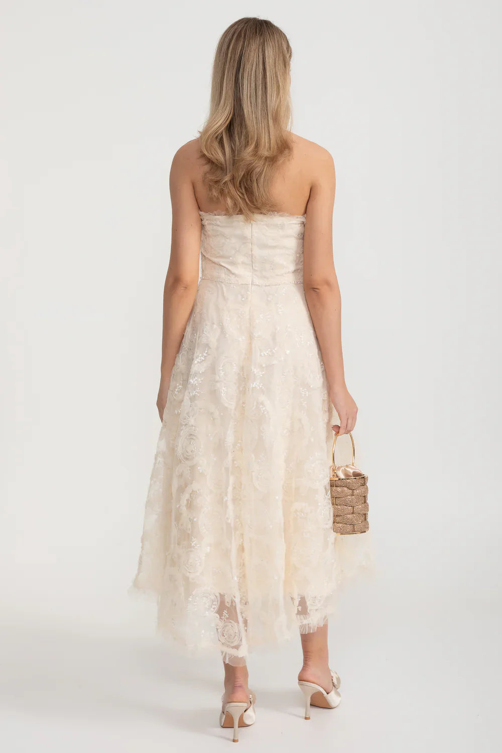 Straplez Dantel Elbise, Dar Korse ve Çiçek Motifli - Fildiş