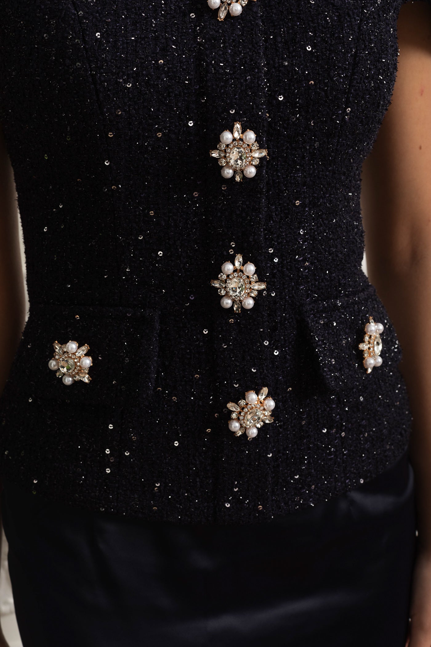 Tweed Süslemeli Üst ve Saten Uzun Etekten Oluşan Takım Elbise - Lacivert