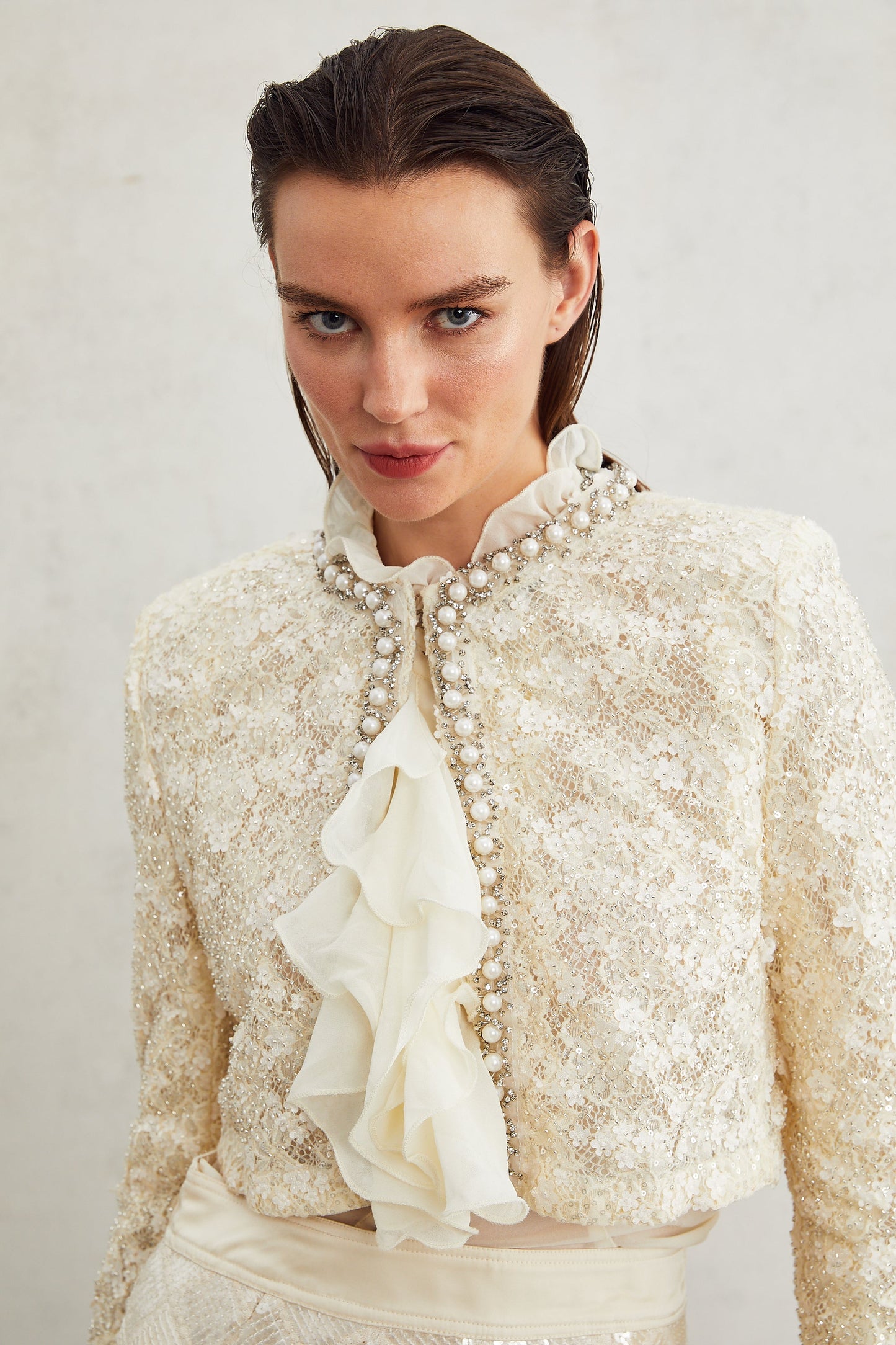 Madeleine çiçekli sahte inci süslemeli ceket