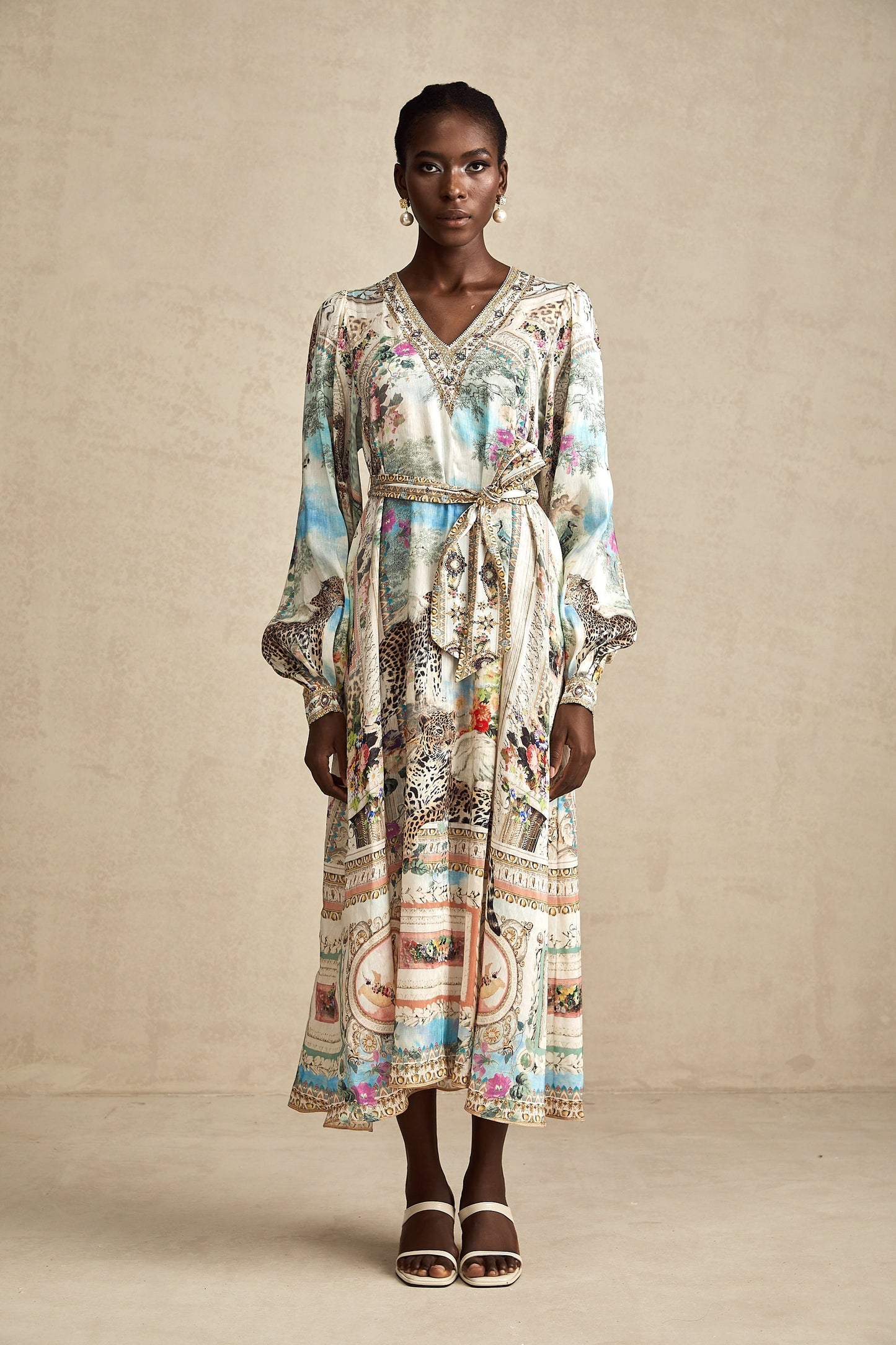 Léna İpek Kemerli V Yaka Midi Elbise