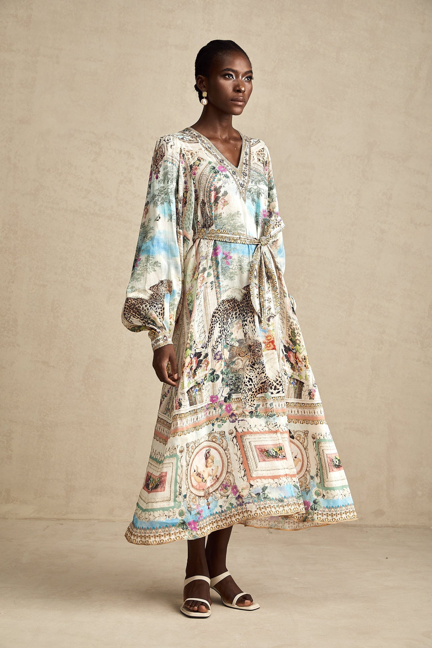 Léna İpek Kemerli V Yaka Midi Elbise