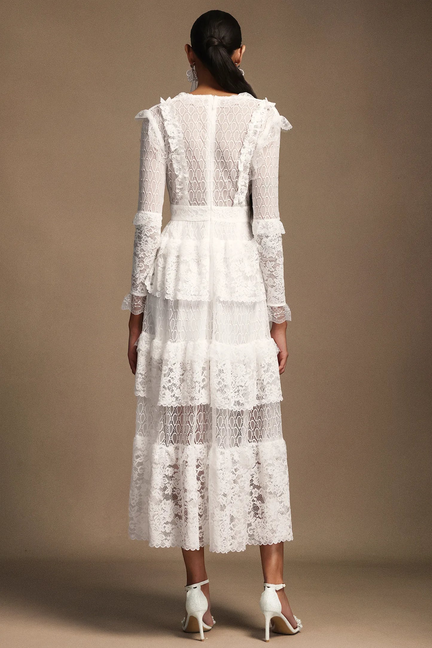 Solvia V Yaka Uzun Kollu Katmanlı Dantel Midi Elbise