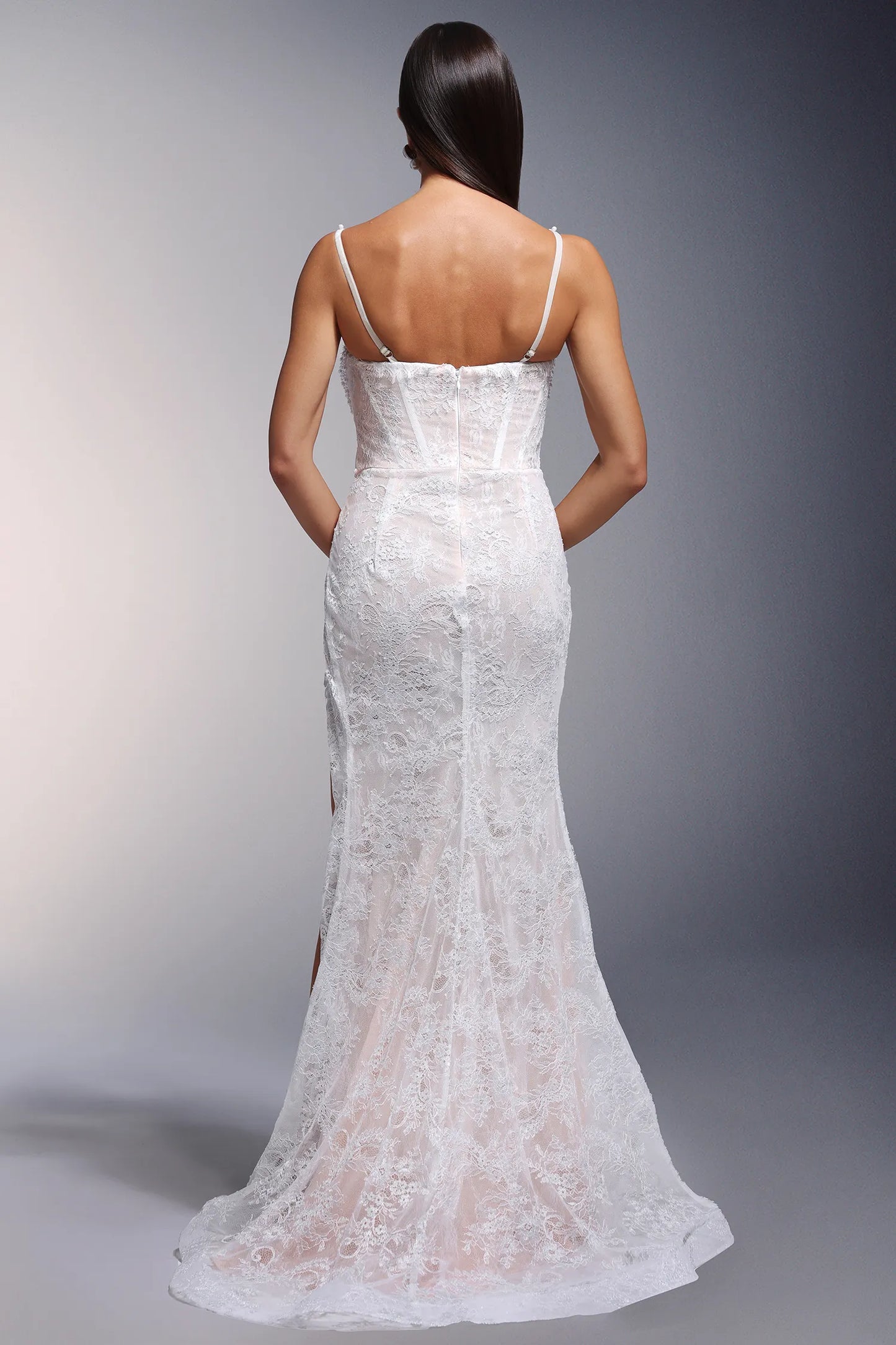 Vandra Kolsuz Dantel Yırtmaçlı Uzun Elbise