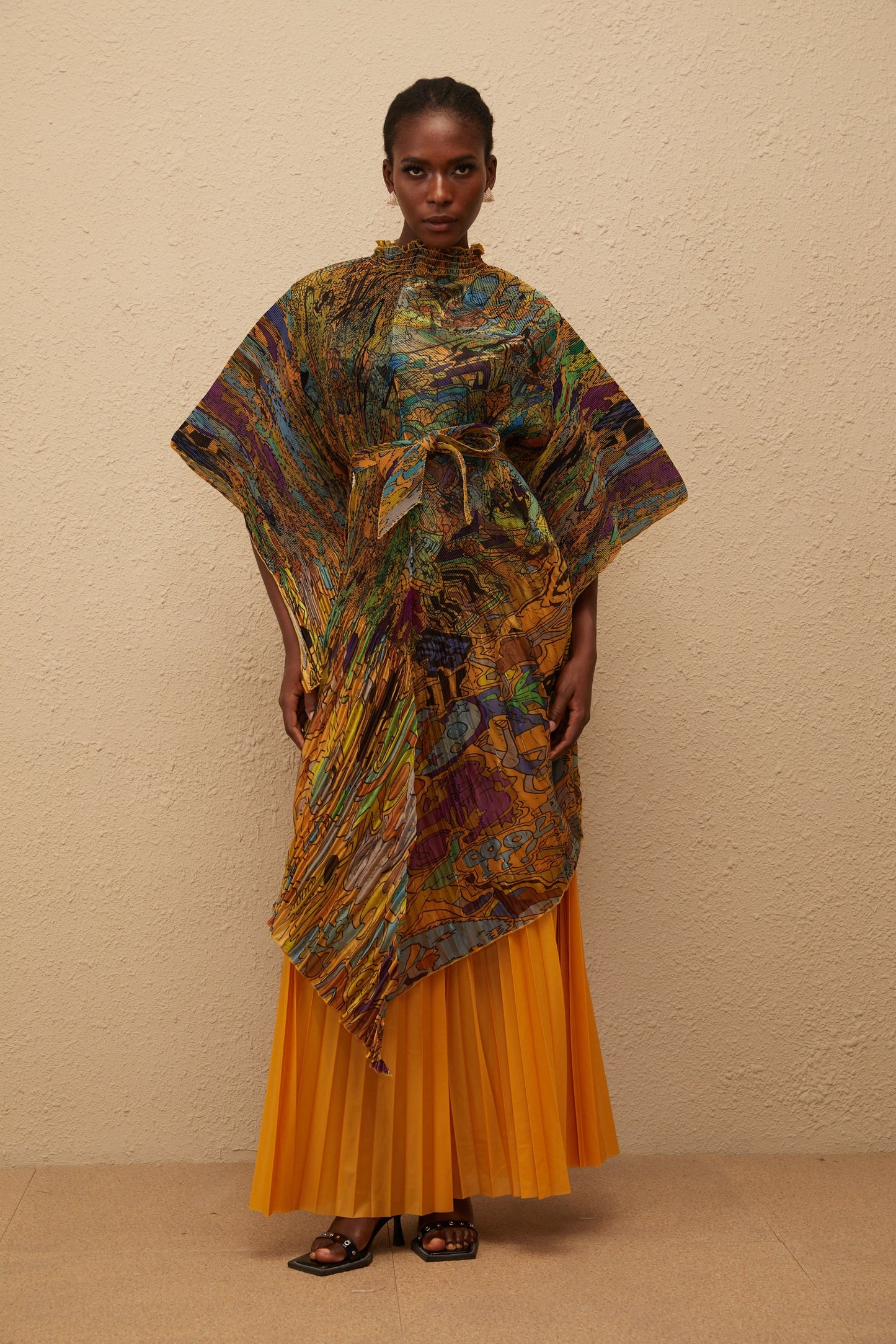 Mélodie Turuncu Desenli Baskılı Pileli Bluz ve Pantolon Takımı