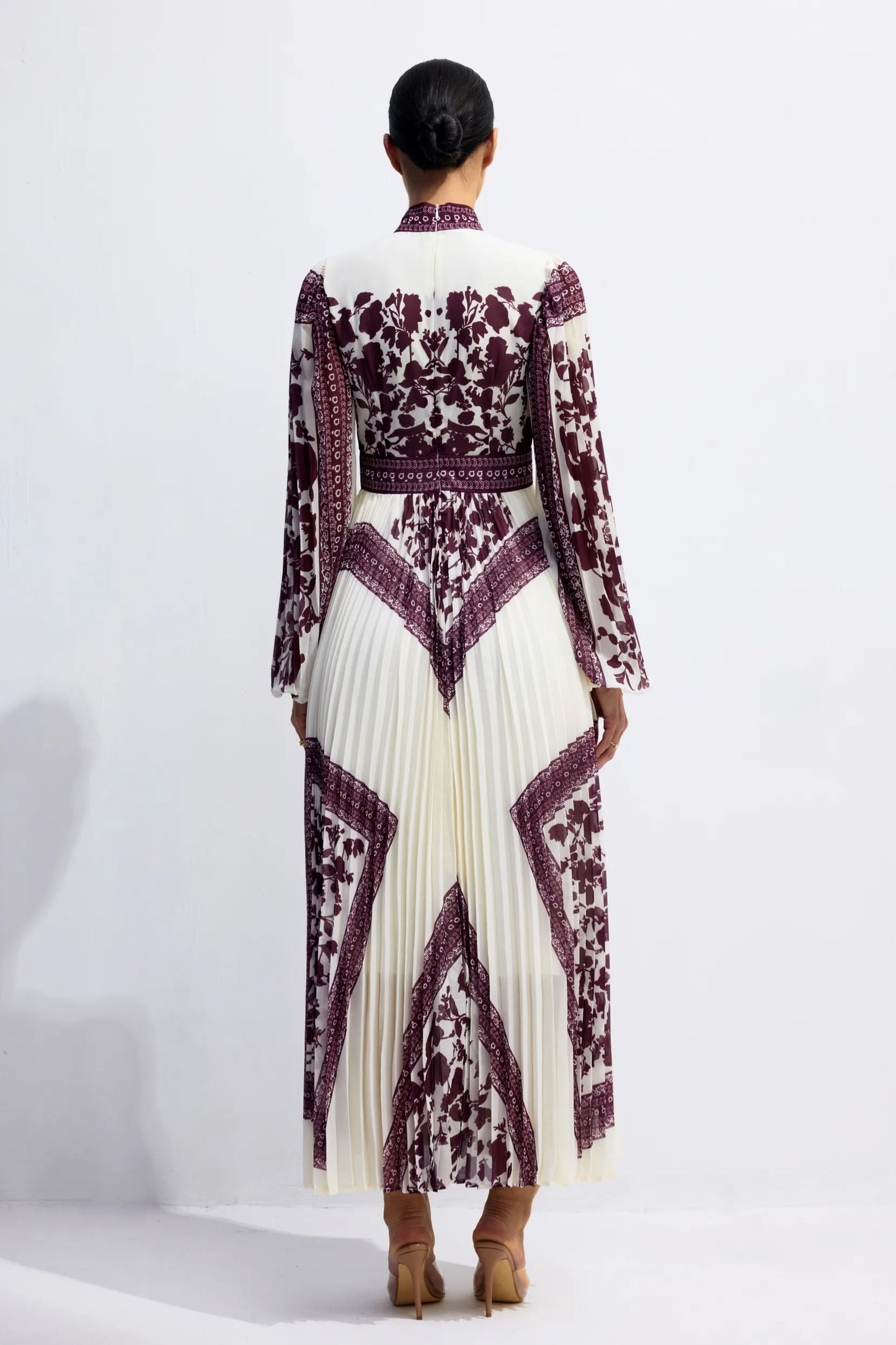 Melvina çiçek desenli pileli maksi elbise