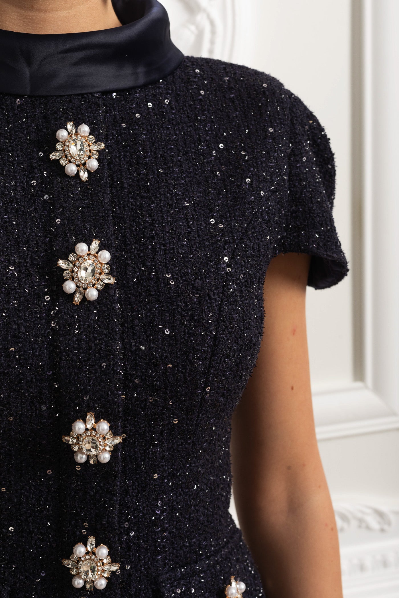 Tweed Süslemeli Üst ve Saten Uzun Etekten Oluşan Takım Elbise - Lacivert