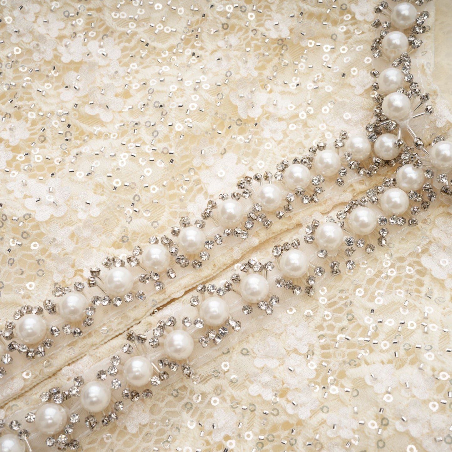 Madeleine çiçekli sahte inci süslemeli ceket